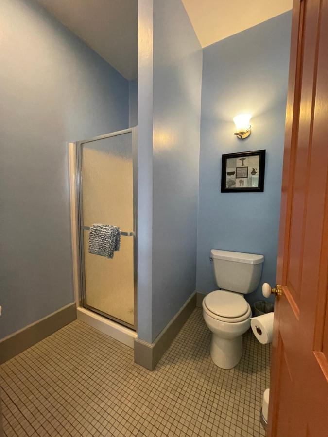 Carriage House Bed & Breakfast Winona Exterior photo
